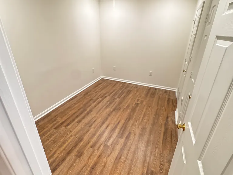7758 Havenbrook Way #BASEMENT — Photo 13