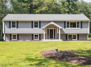 114 Quarry Rd, Granby, CT 06035