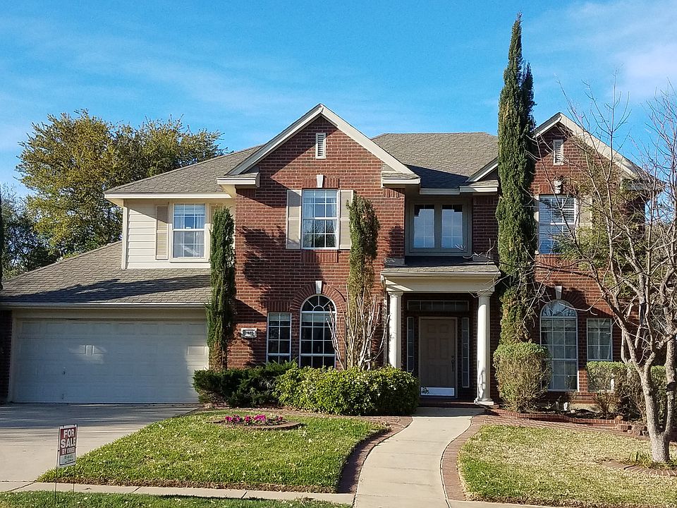 1st image of 2912 Woodhaven Dr