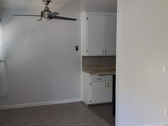 4th image of 3580 S Centinela Ave