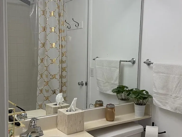 593 Bedford Ave — Photo 45