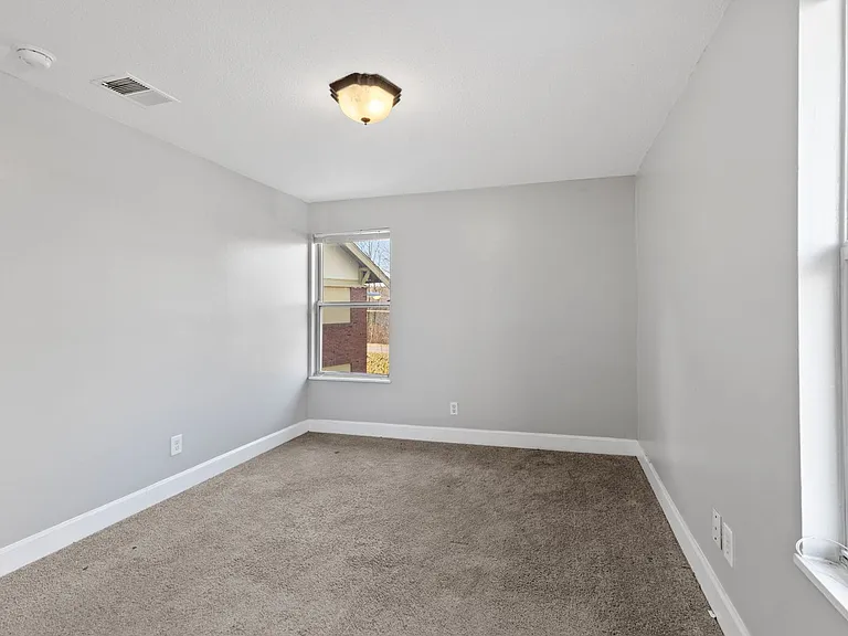 Balsam Avenue Apartments - The Villages — Photo 20