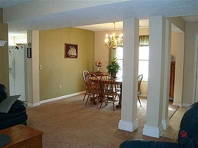 4th image of 1675 Arbor Springs Dr
