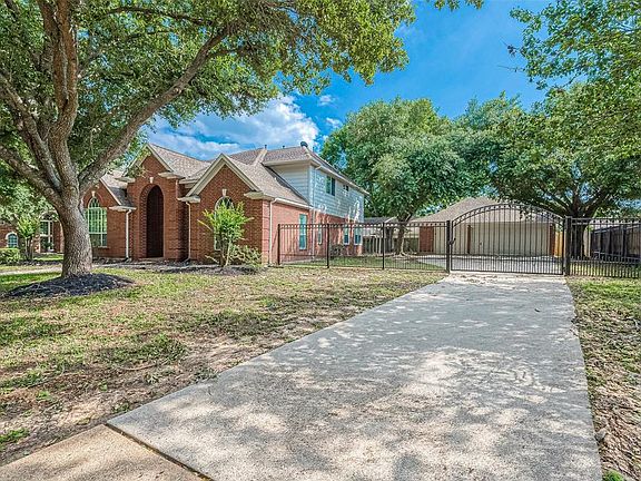 3rd image of 21211 Cedar Canyon Drive
