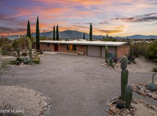 5910 N Sunray Cir, Tucson, AZ 85743
