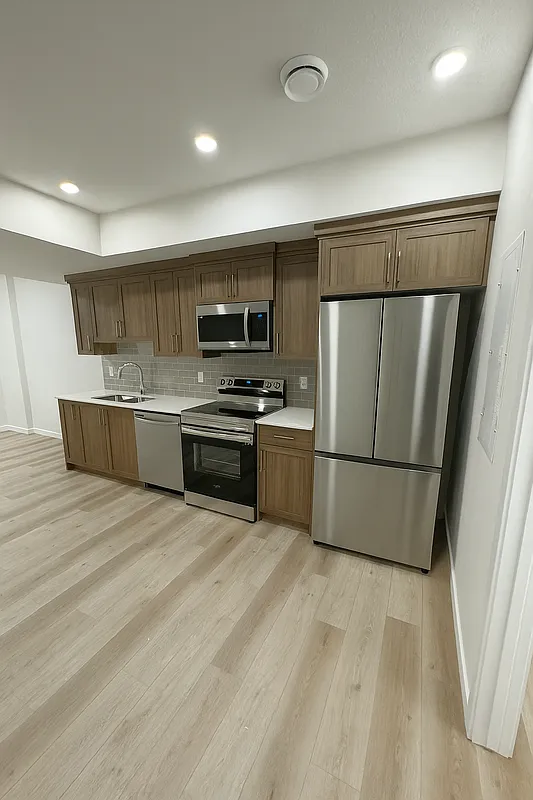 1 bed, 1.0 bath, $1,100 — Photo 3