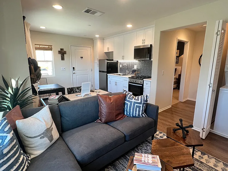 3401 E Ketring Ct #2 — Photo 7