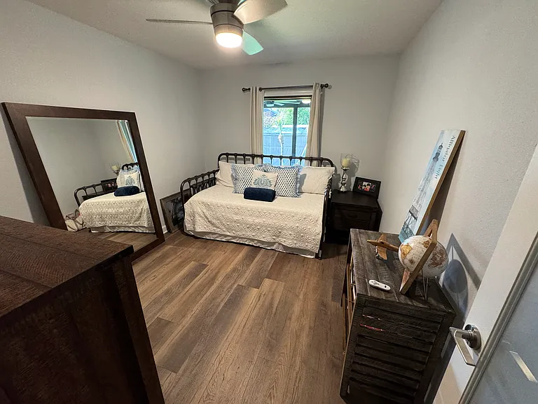 465 Mandalay Rd — Photo 15