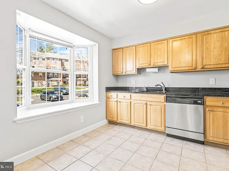 3842 Chesterwood Dr #3842 — Photo 12