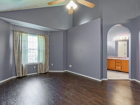 4417 W Portland (17)