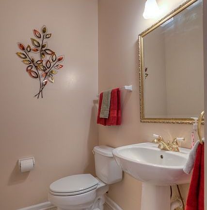 3rd image of 4908 N 136th Ave