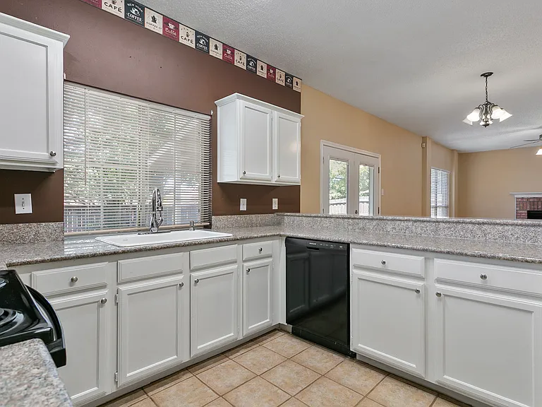 7605 Bryce Canyon Dr W — Photo 13