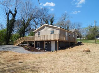 611 Midlake Dr, Knoxville, TN 37918