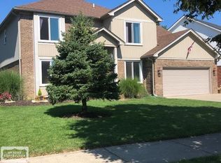 44017 Pinewood Dr, Sterling Heights, MI 48313