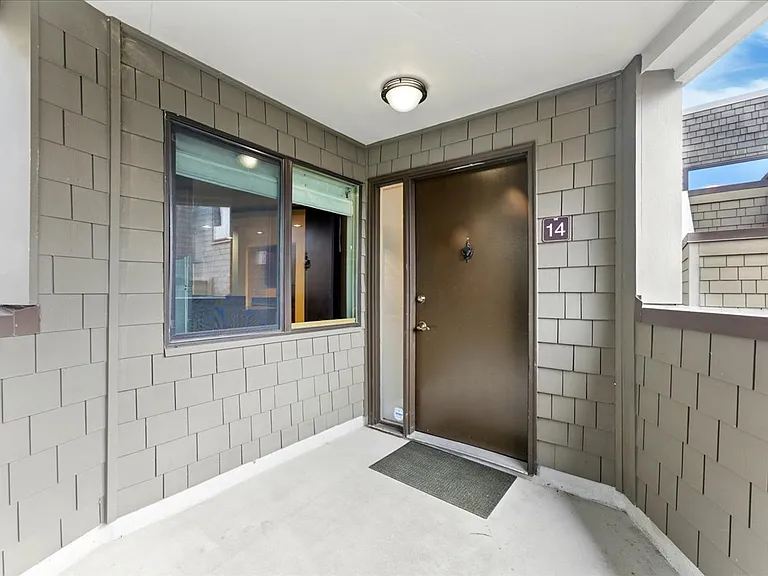 5630 S Riverside Ln #14 — Photo 3