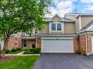 414 E Theodore Ln, Itasca, IL 60143