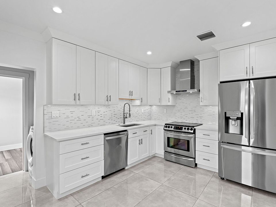 1st image of 4112 Garden Ave #A