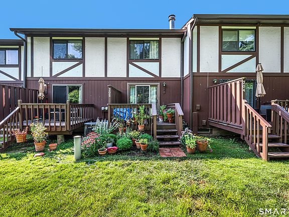 3rd image of 205 Cedar Hollow Drive #205