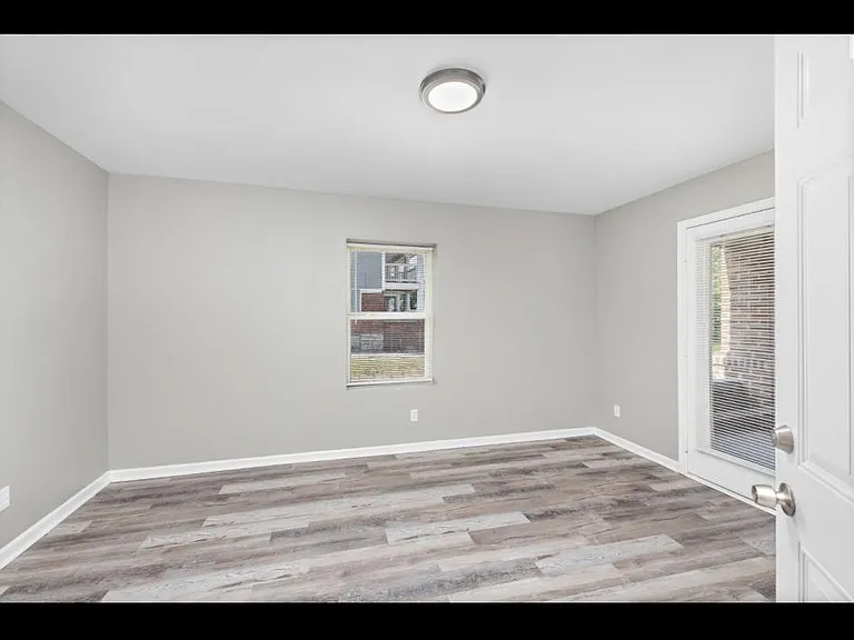 3321 Indiana Ave #B — Photo 3