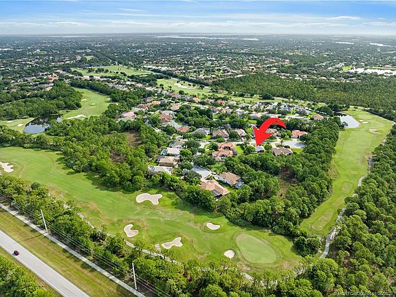 3rd image of 2601 SW Mayacoo Way