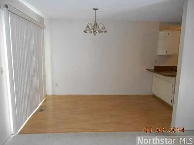 3704 York Cir — Photo 4