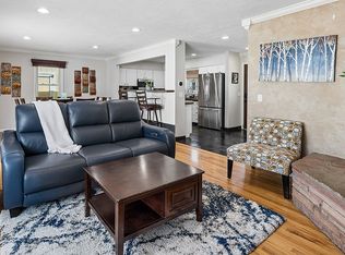 5402 William St, Omaha, NE 68106