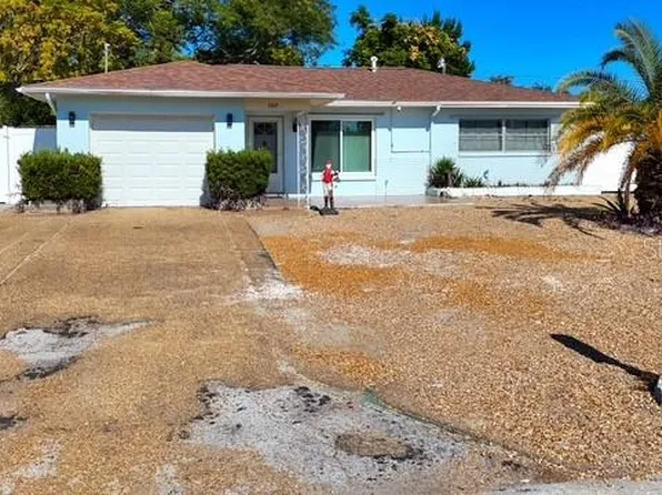 7317 Bougenville Dr, Port Richey, FL 34668