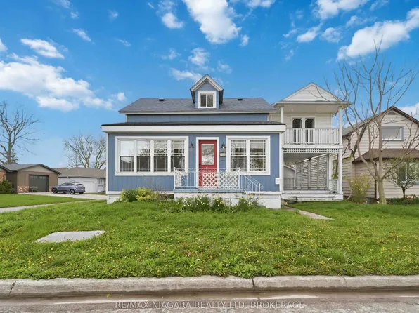 696 Lakeshore Rd, Fort Erie, ON L2A 1C1