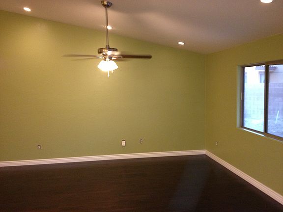 3rd image of 9083 S Old Oak Ct