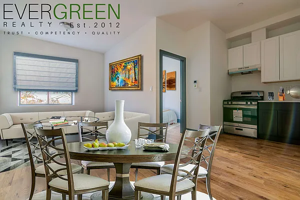Rented by Evergreen Apartments BK | media 13