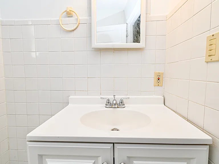 3280 Jefferson Ave #1 — Photo 22