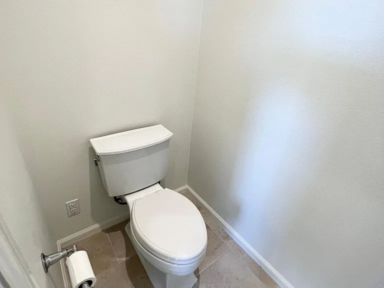 71 Decker — Photo 15