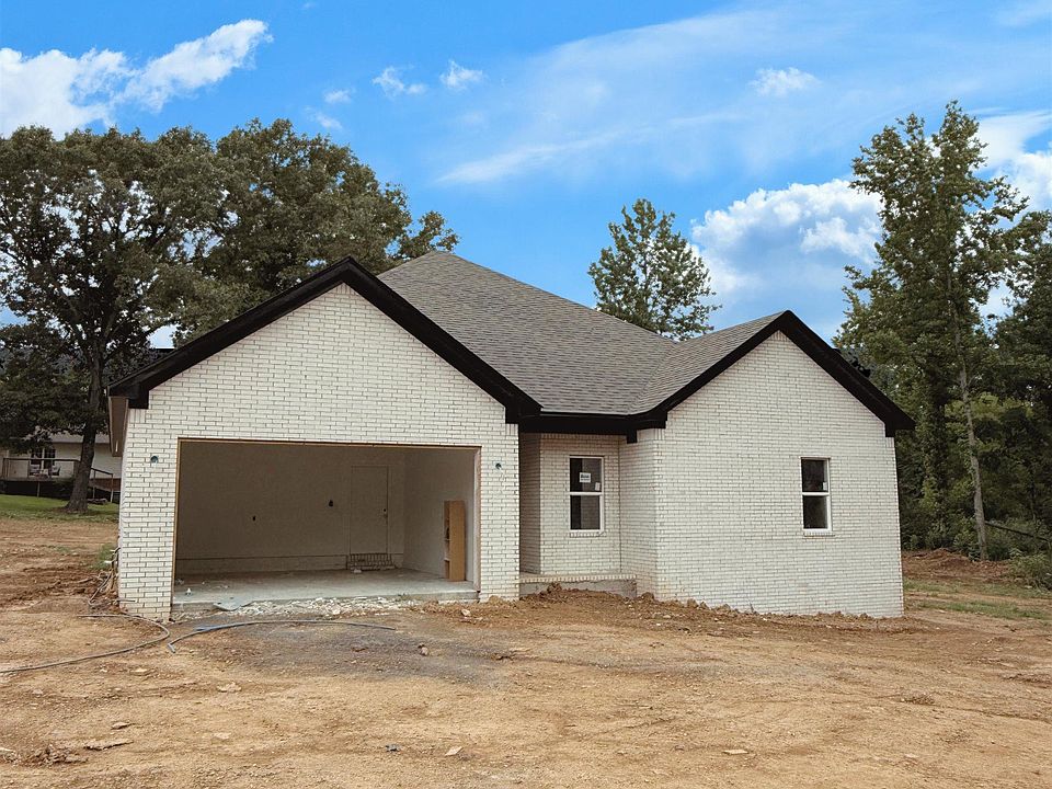 1st image of 531 Madeleine Cir