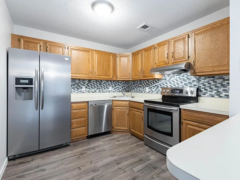 106 Twin Circle Dr — Photo 18