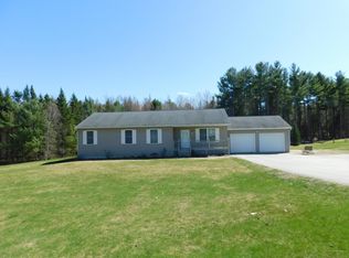 35 Kelliher St, Glenburn, ME 04401