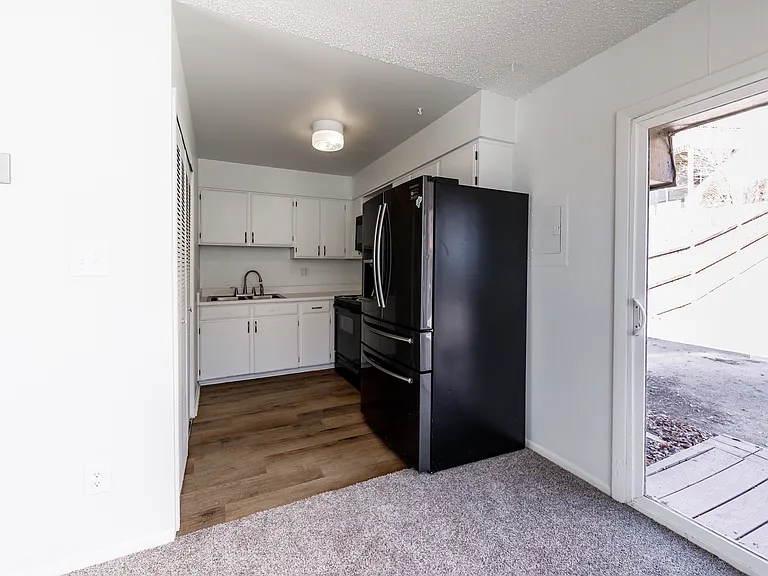 1176 Magnolia St #1176 — Photo 10