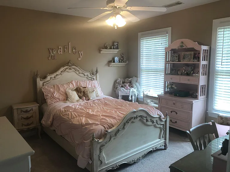 1091 Holcomb Ct — Photo 18