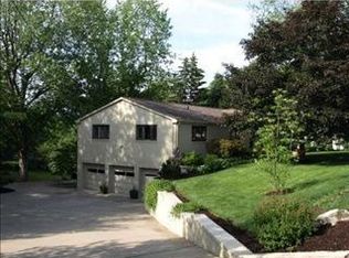 139 Elm Grove Dr, Mcmurray, PA