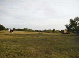 1555 Old McDade Rd, Elgin, TX 78621