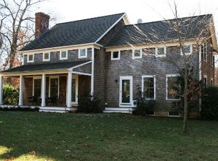 98 Old Stone Hwy, East Hampton, NY 11937