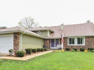 1221 Oak Hill Rd, Downers Grove, IL 60515