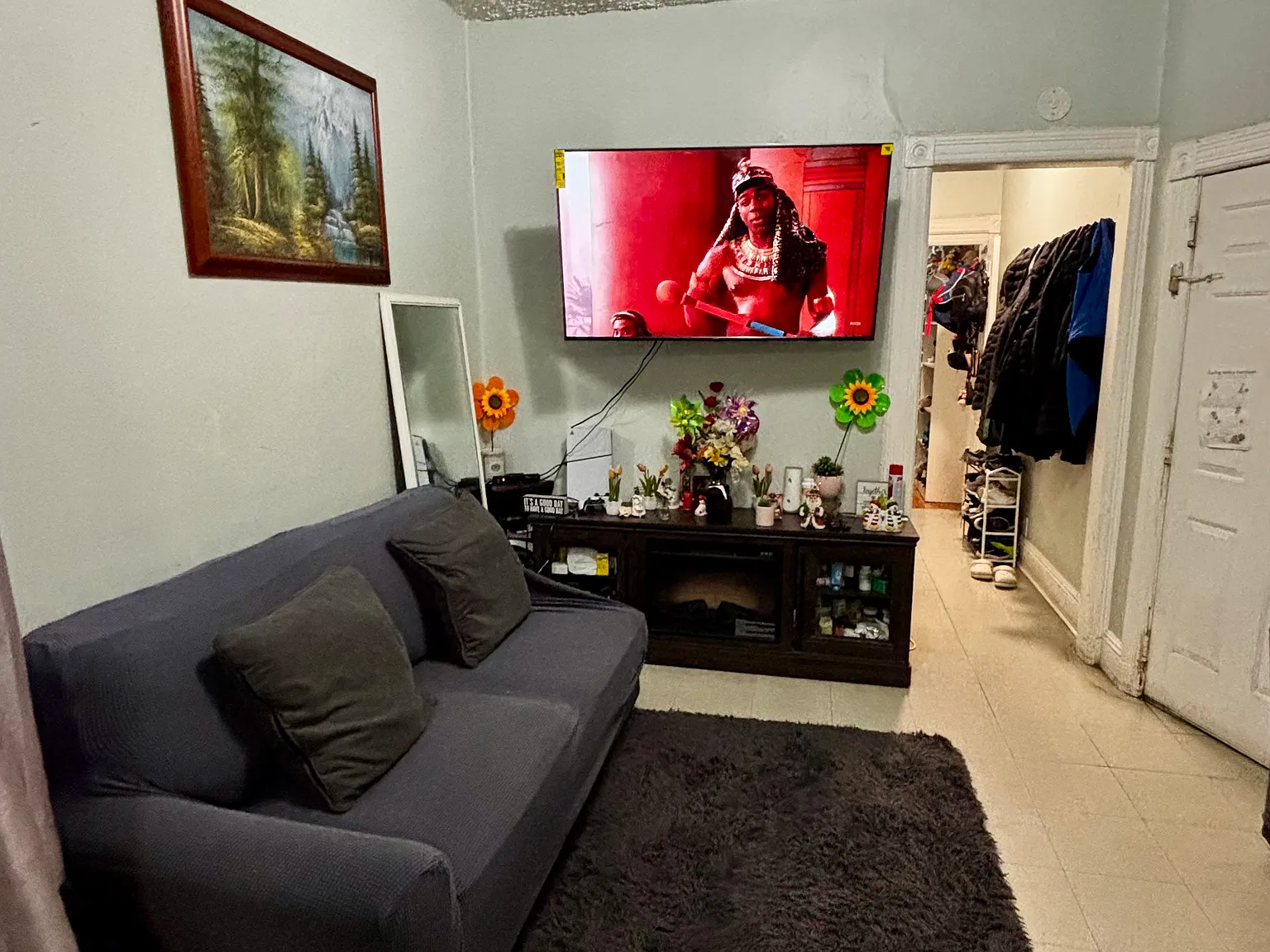 2 bed, 650 sqft, $2,300 — Photo 4