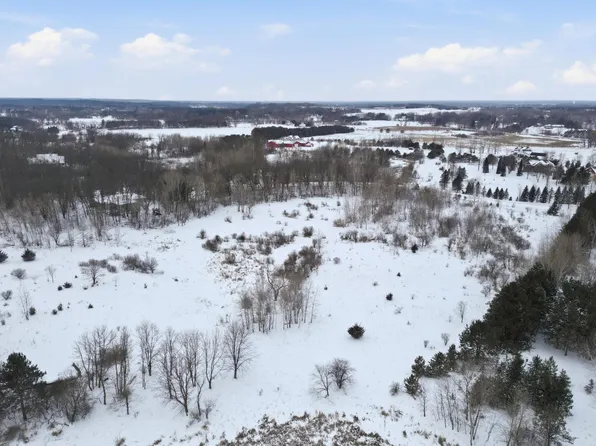 Isleton Ave N, Stillwater, MN 55082