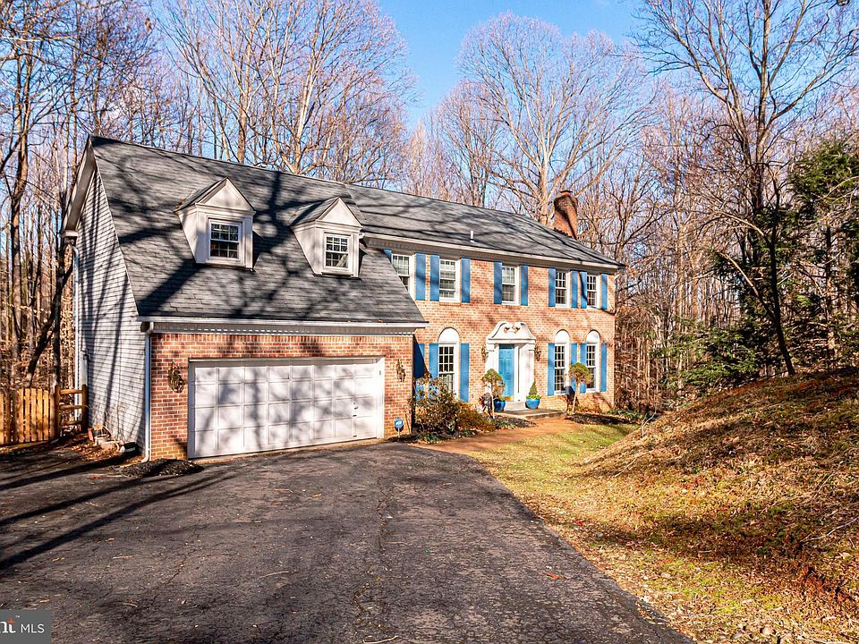 1st image of 4821 Bentonbrook Dr