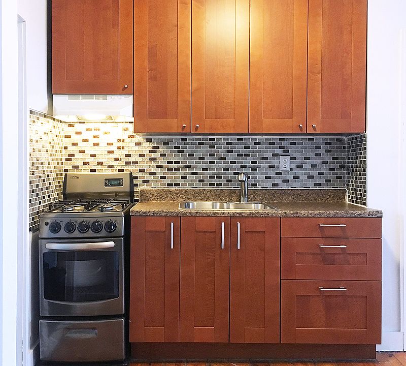 1st image of 361 17th St #2