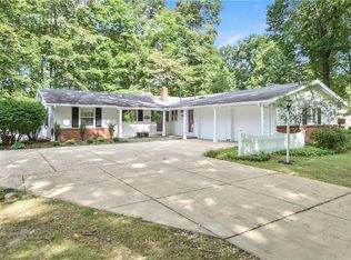 4308 Adeer Dr, Canfield, OH 44406
