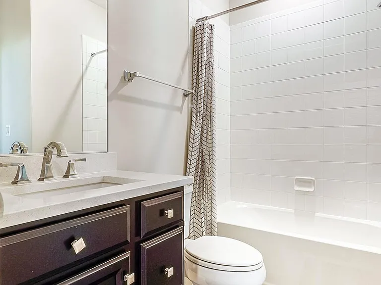 2335 Water Promenade Ave — Photo 12
