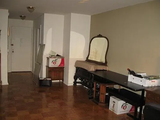 Sold by Fillmore | media 2