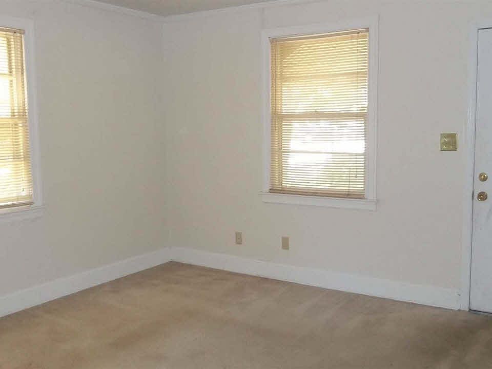 2nd image of 1812 Dalloz Rd