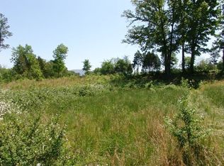 218 Burgess Dr, Benton, TN 37307